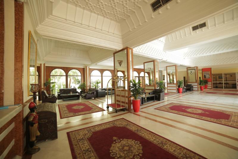 Suisse Hotel 4*