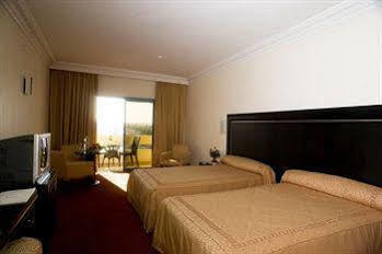 Suisse Hotel